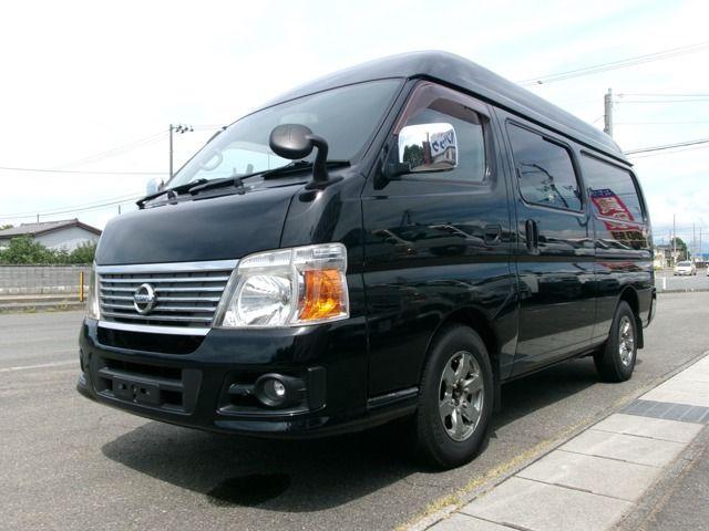 Nissan Caravan Microbus
